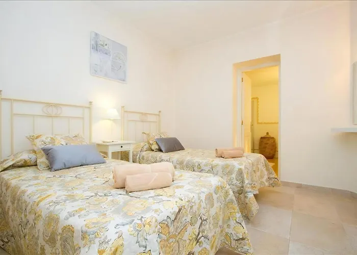 Stunning Seaview Casa Tosco 5 Bedroom Pool Table Villa Puerto del Carmen (Lanzarote)