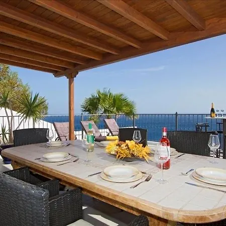 Villa Stunning Seaview Casa Tosco 5 Bedroom Pool Table Overlooking Old Town Puerto Del Carmen Puerto del Carmen (Lanzarote)