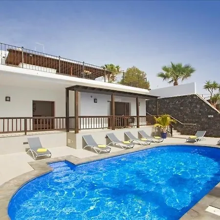 Stunning Seaview Casa Tosco 5 Bedroom Pool Table Overlooking Old Town Puerto Del Carmen
