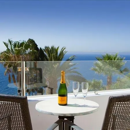 Stunning Seaview Casa Tosco 5 Bedroom Pool Table Overlooking Old Town Puerto Del Carmen * Puerto del Carmen (Lanzarote)